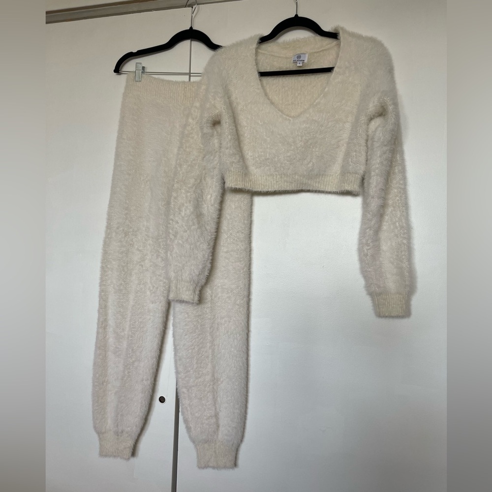 Cozy V-Neck Fuzzy Knit Pajama Set - Cream